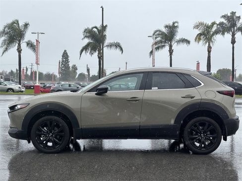 Used 2024 MAZDA CX-30 Carbon image 2
