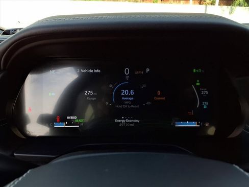 Used 2022 Jeep Grand Cherokee Overland w/ Advanced Protech Group III image 11