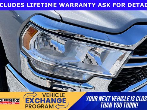 Used 2024 RAM 2500 Big Horn AWD/4WD image 23