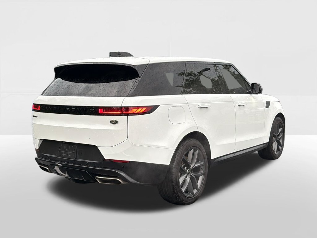Used 2023 Land Rover Range Rover Sport SE AWD/4WD image 4