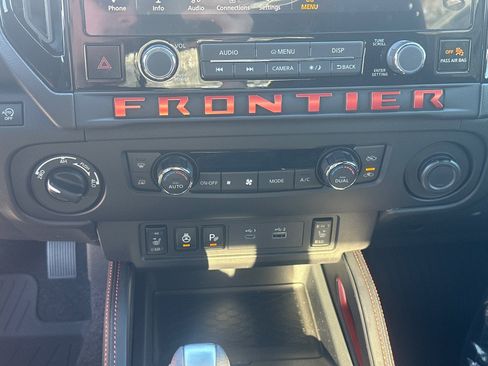 New 2026 Nissan Frontier PRO-4X w/ Pro-4x Convenience Package image 29