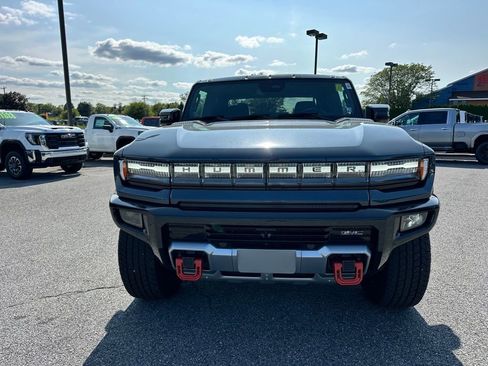 New 2026 GMC Hummer EV 4x4 Crew Cab w/ LPO, Sport Package image 4