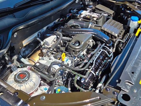 Used 2025 Volkswagen Taos S FWD image 14