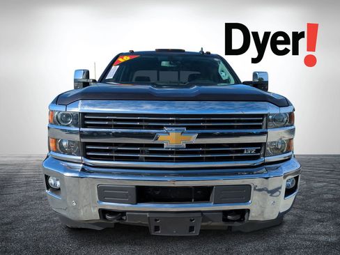 Used 2016 Chevrolet Silverado 3500 LTZ w/ Duramax Plus Package AWD/4WD image 8