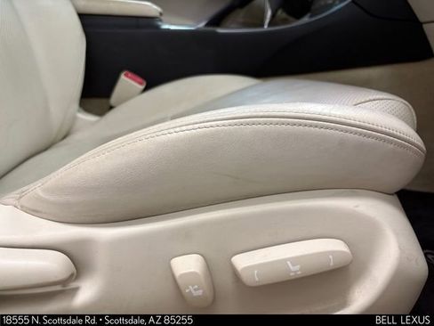 Used 2010 Lexus IS 350C RWD image 27