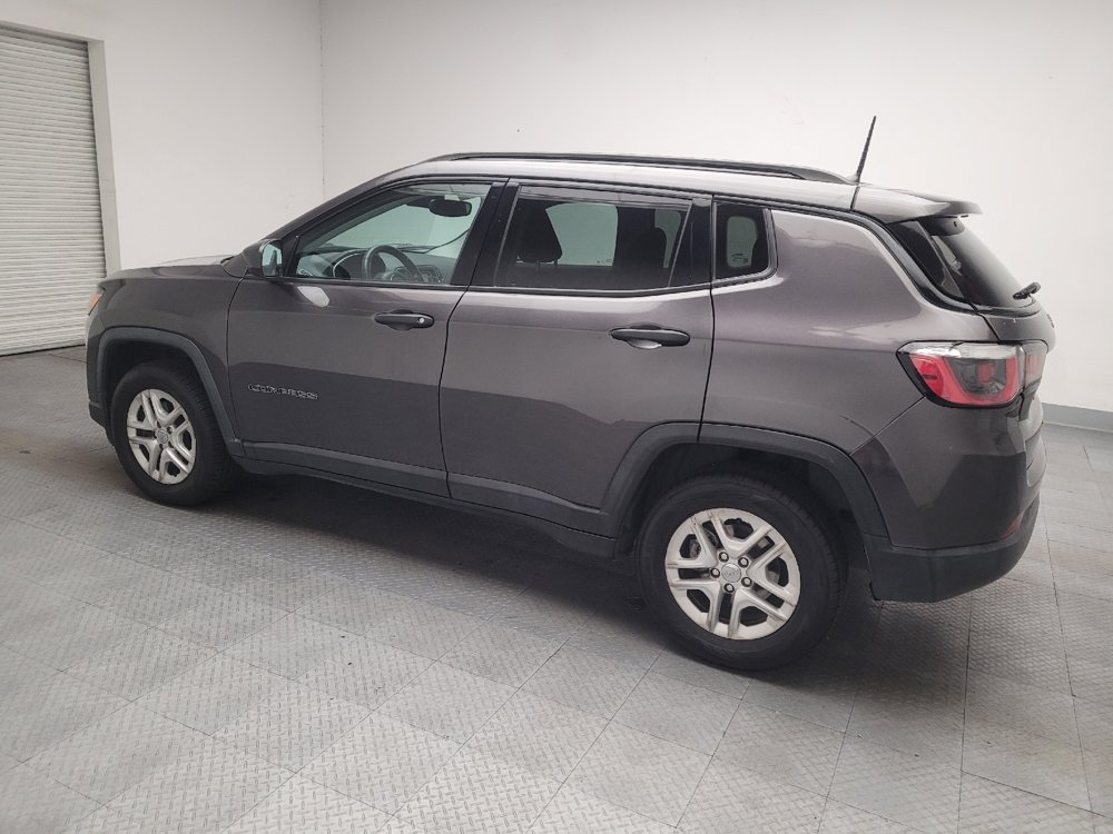 Used 2018 Jeep Compass Sport FWD image 3
