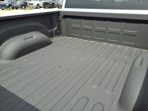 Used 2026 RAM 2500 Big Horn AWD/4WD image 16