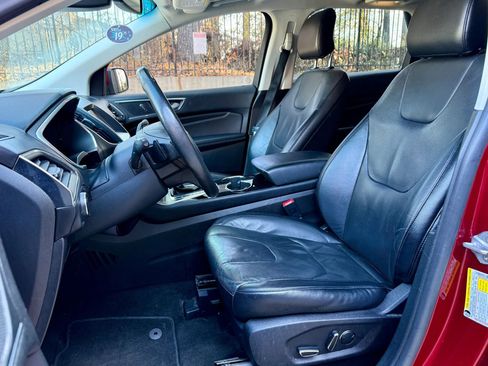 Used 2015 Ford Edge Titanium w/ Equipment Group 302A image 10