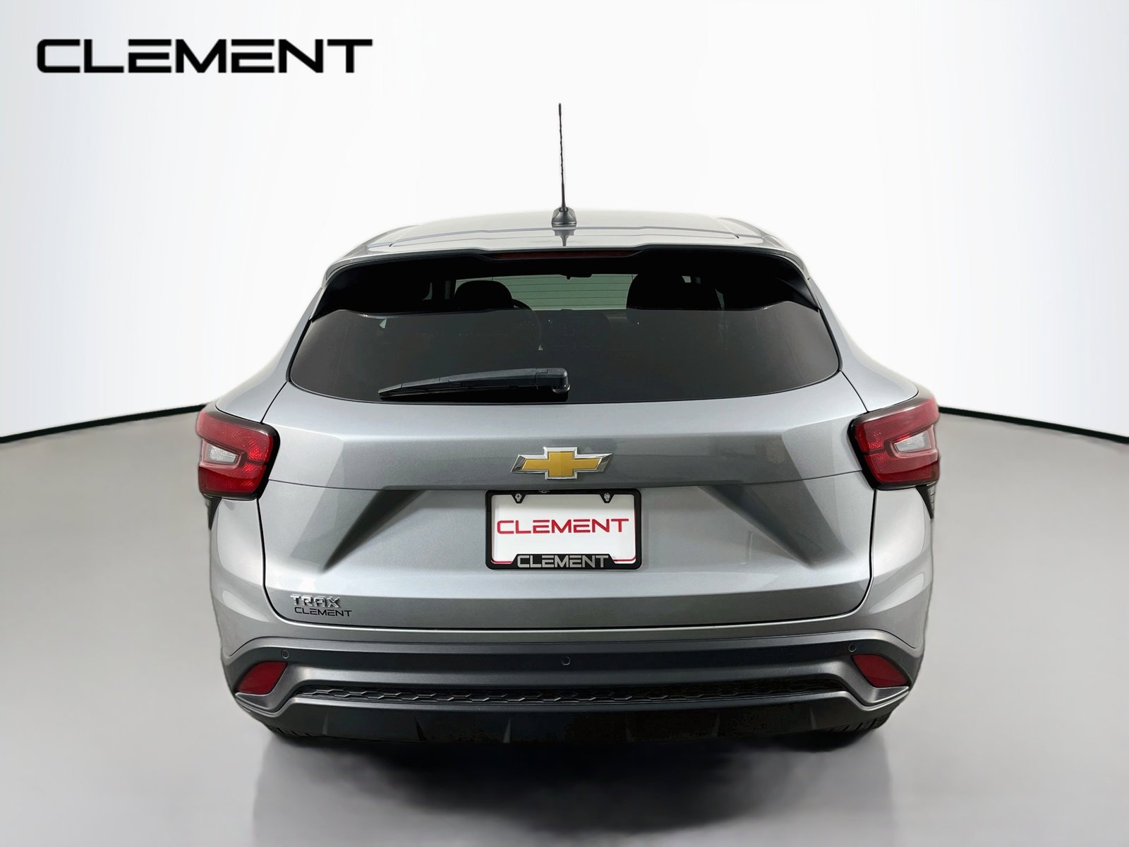 Used 2025 Chevrolet Trax LS w/ Driver Confidence Package FWD image 8