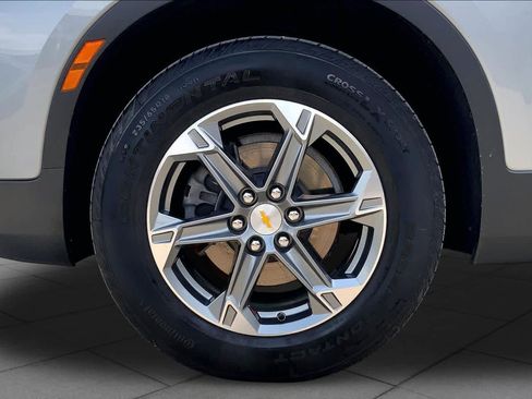 Used 2024 Chevrolet Blazer LT w/ Convenience Package FWD image 11