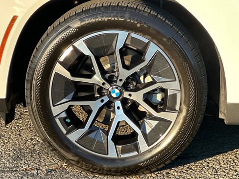 Used 2025 BMW X3 xDrive30i w/ Premium Package image 37