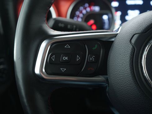 Used 2018 Jeep Wrangler Unlimited Rubicon w/ Dual Top Group image 26