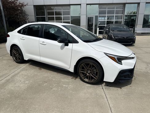 Used 2024 Toyota Corolla Sedan FWD image 2