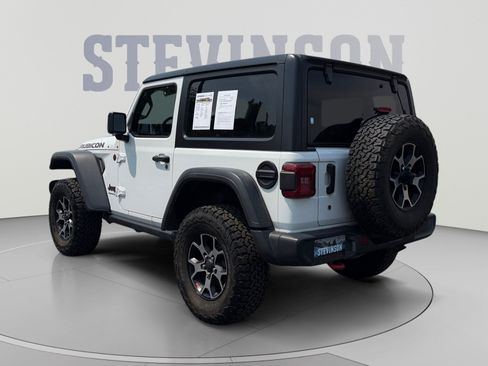 Used 2018 Jeep Wrangler Rubicon AWD/4WD image 3
