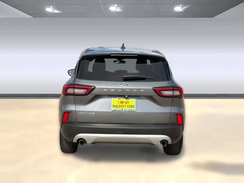 Used 2025 Ford Escape Active FWD image 10