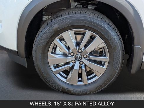 New 2025 Nissan Pathfinder SV image 11