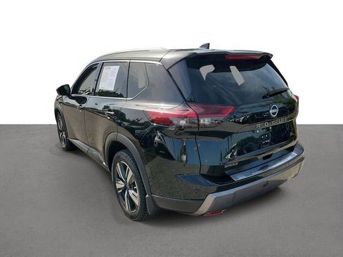 Certified 2024 Nissan Rogue SL w/ SL Premium Package FWD image 4