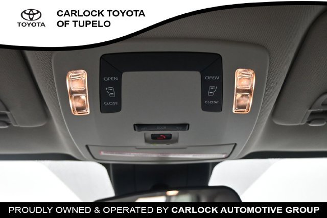 Used 2023 Toyota Sienna LE FWD image 36