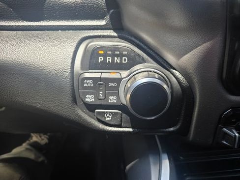 Used 2020 RAM 1500 Big Horn AWD/4WD image 22