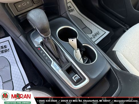 Used 2023 Chevrolet Equinox LS image 17