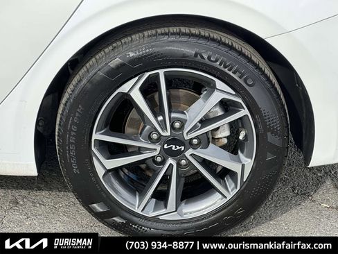 Used 2024 Kia Forte LXS image 30