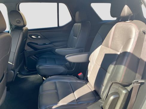 Used 2022 Chevrolet Traverse RS AWD/4WD image 25