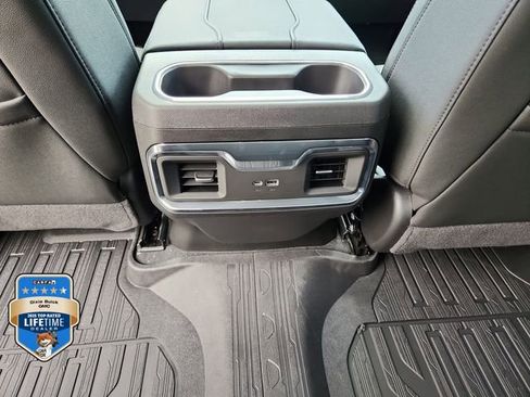New 2026 GMC Sierra 1500 Elevation w/ Elevation Premium Package AWD/4WD image 11