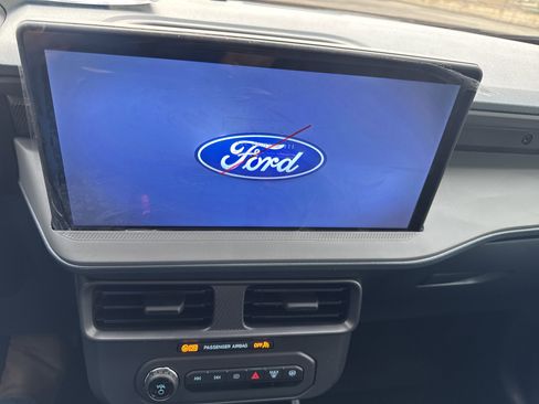 New 2025 Ford Maverick XLT w/ Black Appearance Package image 20