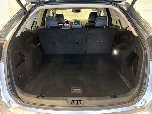 Used 2024 Ford Edge SEL w/ Convenience Package AWD/4WD image 9