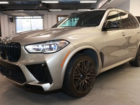 Used 2021 BMW X5 M w/ Competition Package image 3