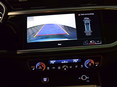 Certified 2023 Audi Q3 2.0T Premium w/ Convenience Package image 33