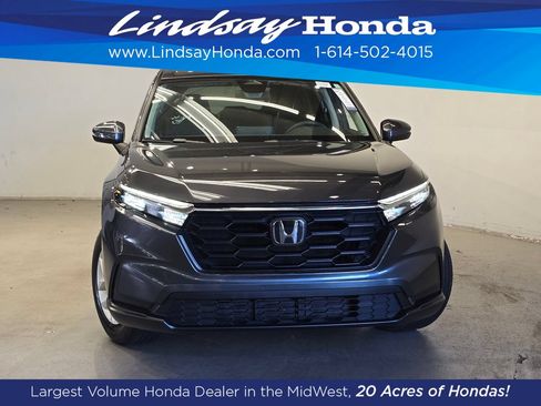 Used 2025 Honda CR-V LX image 2