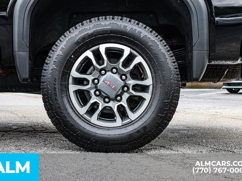 Used 2023 GMC Sierra 2500 AT4 w/ Gooseneck/5TH Wheel Package AWD/4WD image 17