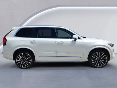 New 2026 Volvo XC90 B6 Plus