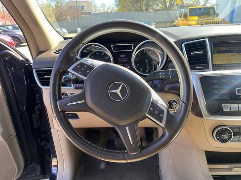 Used 2012 Mercedes-Benz ML 350 4MATIC image 17
