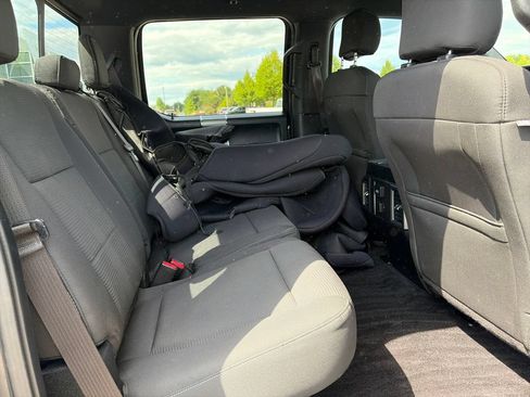 Used 2015 Ford F150 XLT w/ Equipment Group 302A Luxury AWD/4WD image 28