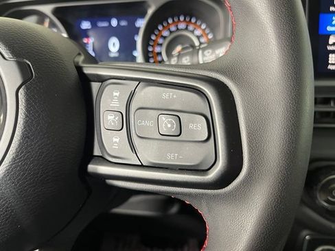 Used 2025 Jeep Wrangler Unlimited Rubicon AWD/4WD image 22