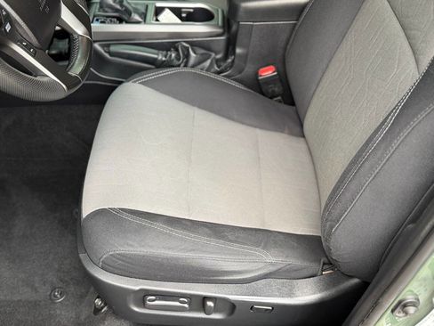 Used 2021 Toyota Tacoma TRD Sport image 10