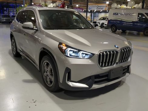 Certified 2025 BMW X1 xDrive28i w/ Premium Package AWD/4WD image 5