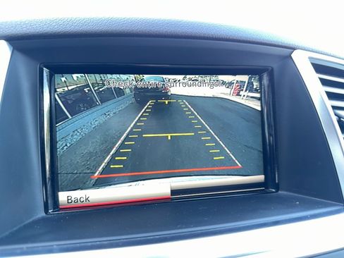 Used 2013 Mercedes-Benz ML 350 4MATIC image 9
