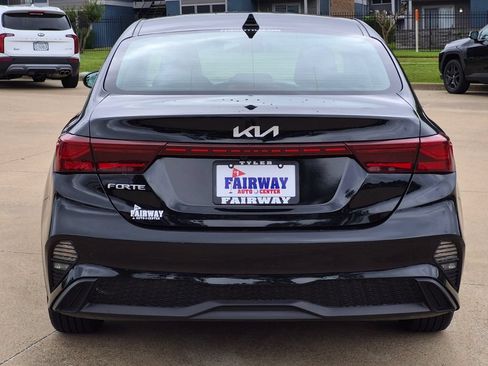 Used 2024 Kia Forte LXS FWD image 5