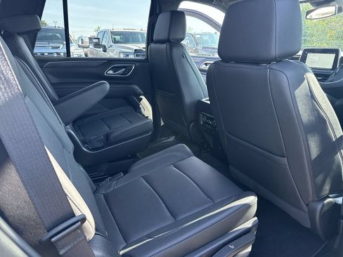 Certified 2024 Chevrolet Tahoe Z71 w/ Luxury Package AWD/4WD image 34