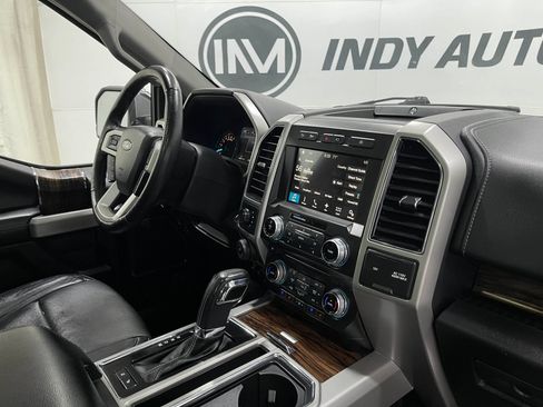 Used 2018 Ford F150 Lariat w/ Equipment Group 502A Luxury AWD/4WD image 20
