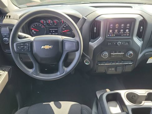 Used 2024 Chevrolet Silverado 1500 Custom RWD image 4