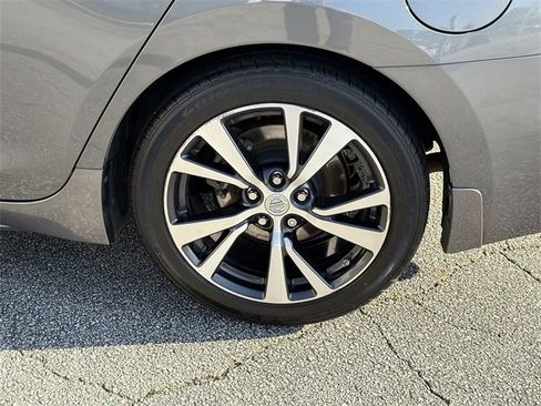 Used 2017 Nissan Maxima 3.5 SL image 30