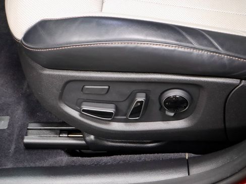 Used 2019 Genesis G80 3.3T Sport image 27