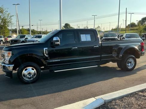 Used 2022 Ford F350 Lariat w/ Lariat Ultimate Package AWD/4WD image 4