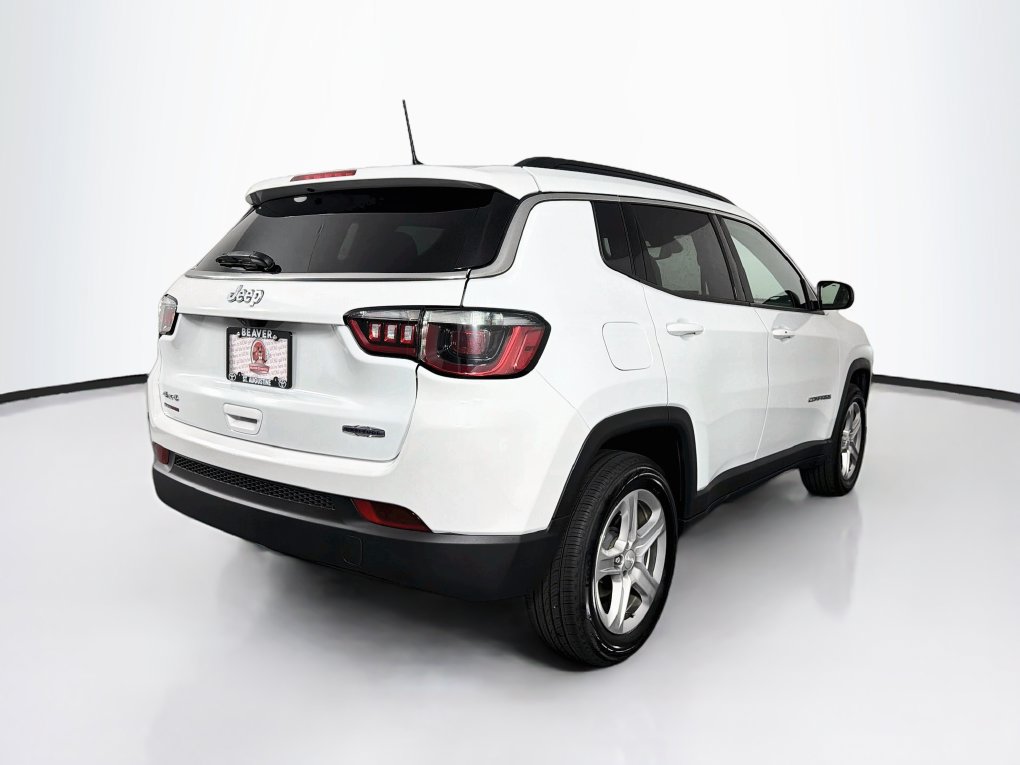 Used 2024 Jeep Compass Latitude AWD/4WD image 10