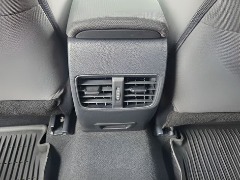 Certified 2022 Toyota Corolla Cross LE AWD/4WD image 26
