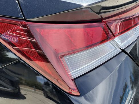 Used 2024 Hyundai Elantra SEL FWD image 24
